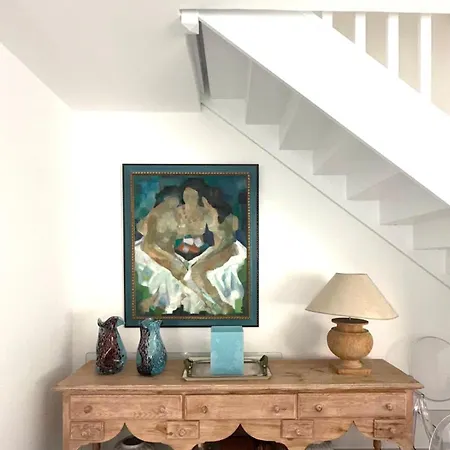 2 Bedroom Flat With Garden In Apartmán